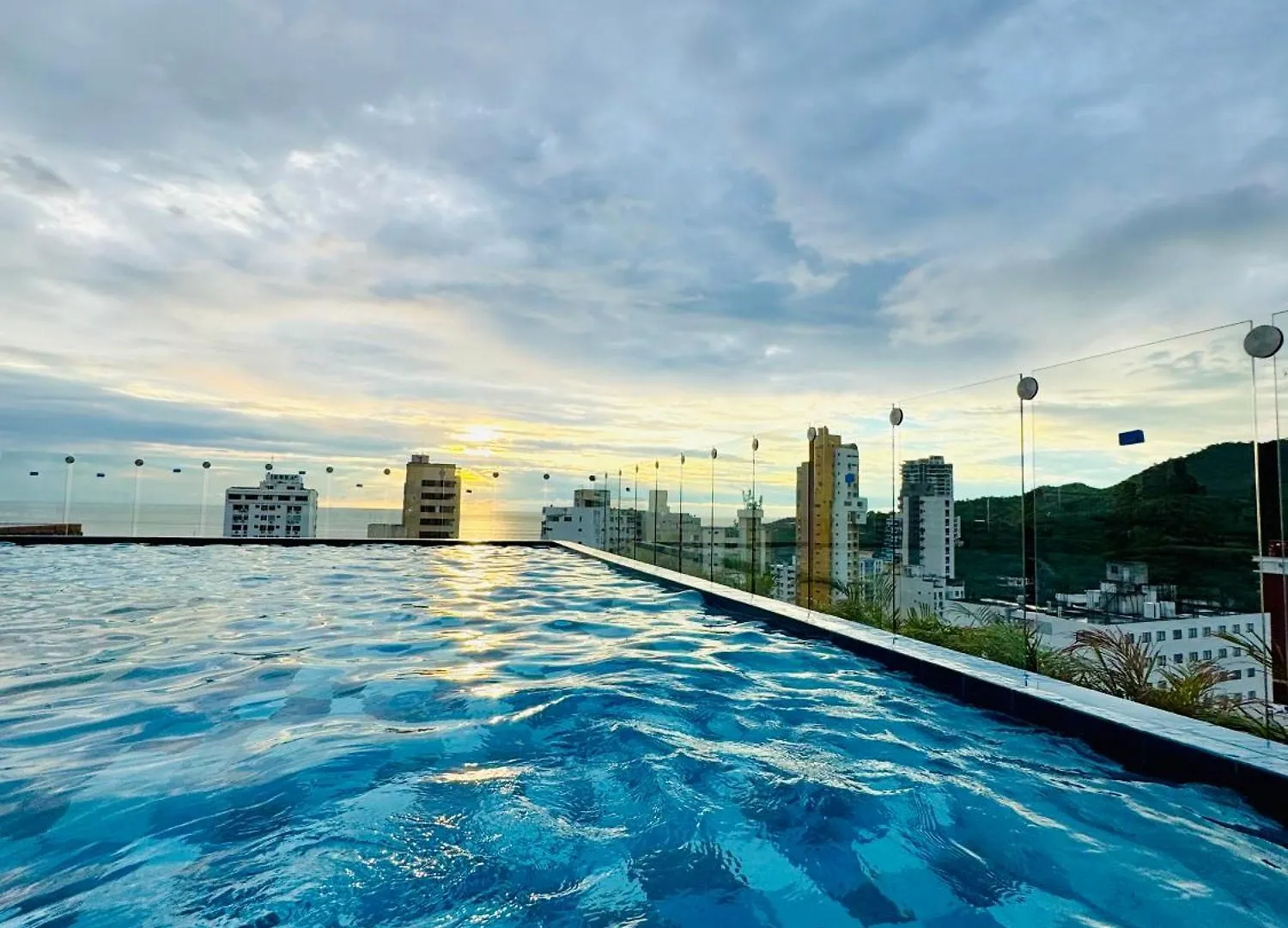 Apartamento Con Hermosa Vista Y Piscina En Santa Marta Gaira Apartment